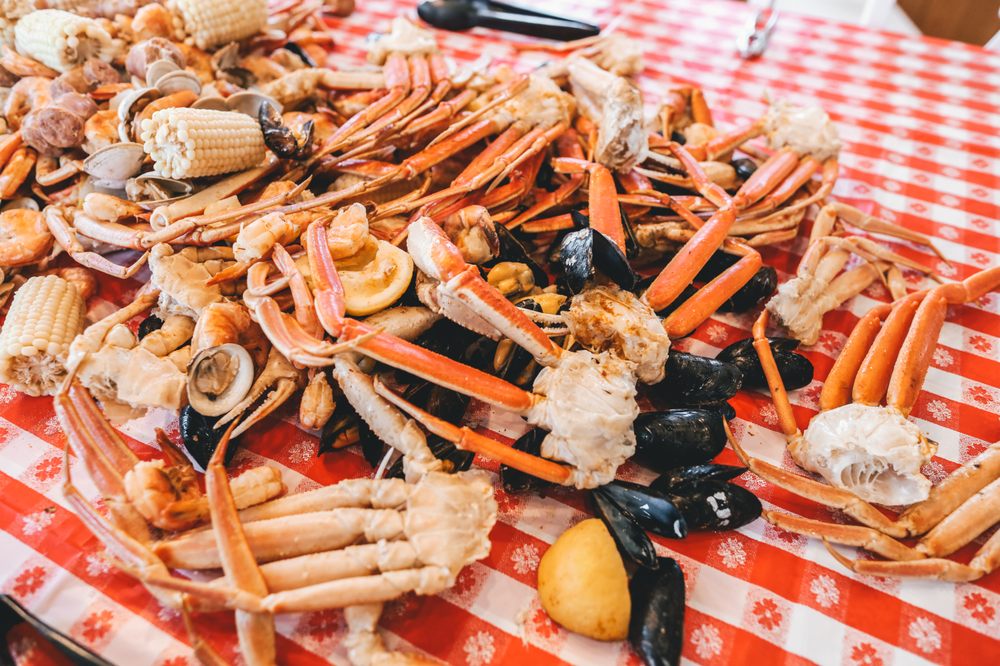 Del Marva Boil Company Logo