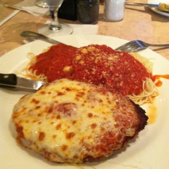 Cafe Alfresco - Chicken Parmesean - New American Near Me - Dunedin, Florida