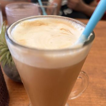 Tinta - Iced Carmel Macchiato with Almond Milk - Breakfast & Brunch Near Me - Fort Lauderdale, Florida Tinta - Iced Carmel Macchiato with Almond Milk - Breakfast & Brunch Near Me - Fort Lauderdale, Florida