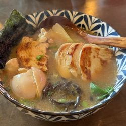 Sakura Sushi - Chicken ramen