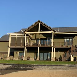Dircio's Landscaping - Curbed lawn, sprinkler system, pavers on lower patio
