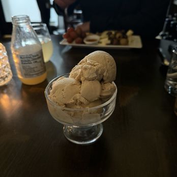 Gallo Nero - Hazelnut gelato best in town - Italian Near Me - Portland, Oregon Gallo Nero - Hazelnut gelato best in town - Italian Near Me - Portland, Oregon