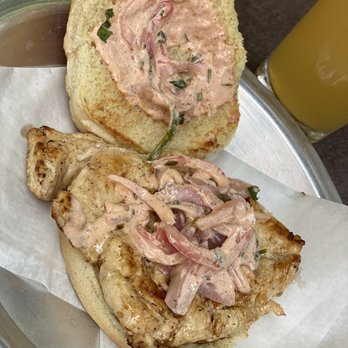 Delwood - Spicy grilled chicken sandwich - Gastropubs Near Me - Cincinnati, Ohio Delwood - Spicy grilled chicken sandwich - Gastropubs Near Me - Cincinnati, Ohio
