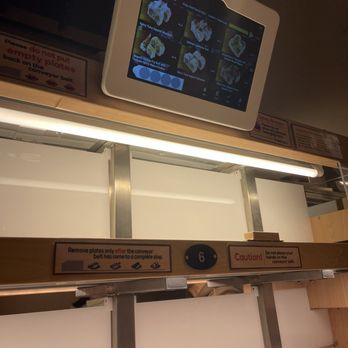 Waka Sakura - Conveyor Belt Sushi Near Me - Gardena, California