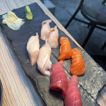 Zigu - nigiri - Seafood Near Me - Honolulu, Hawaii Zigu - nigiri - Seafood Near Me - Honolulu, Hawaii