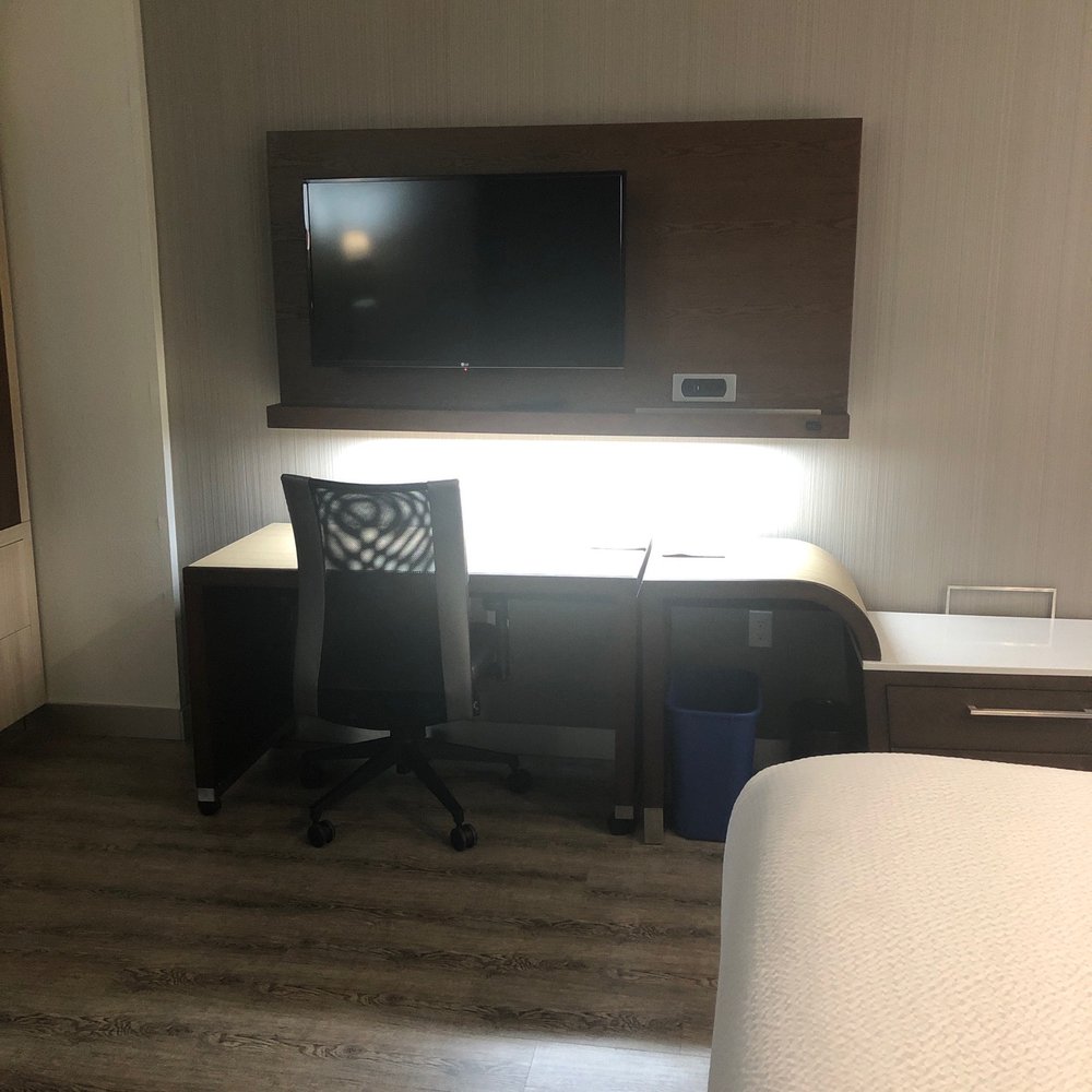 Courtyard by Marriott Temecula Murrieta - Desk area - Hotels Near Me - Murrieta, California Courtyard by Marriott Temecula Murrieta - Desk area - Hotels Near Me - Murrieta, California