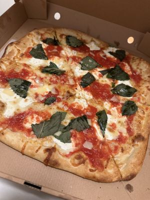 Champion Pizza by null