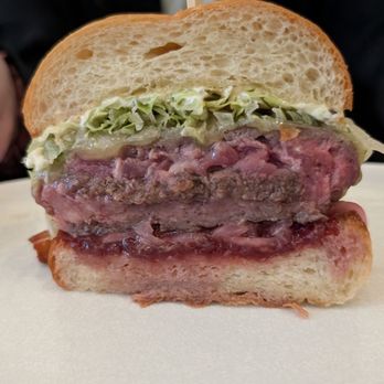 Richmond Station - Station burger - Canadian (New) Near Me - Toronto, Ontario