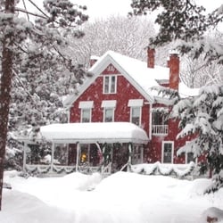 Bartlett Inn - Bartlett Inn NH Winter Wonderland for Skiing