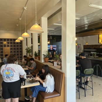 Easy Luck Coffee & Bodega - Nice vibe and good tunes! - Coffee & Tea Near Me - Orlando, Florida
