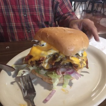 Papa T's - Big T burger with bacon and sour cream! My husband wondered how he was ever going to eat it! - Burgers Near Me - Dillon, Montana