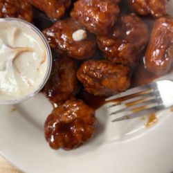 Villaggio Pizza - boneless barbeque wings