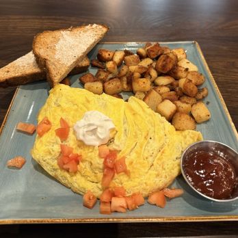 First Watch - The Works Omelet - Breakfast & Brunch Near Me - Winston-Salem, North Carolina First Watch - The Works Omelet - Breakfast & Brunch Near Me - Winston-Salem, North Carolina