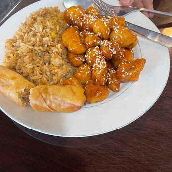 Mac Kitchen - Sesame Chicken - Asian Fusion Near Me - Apple Valley, Minnesota