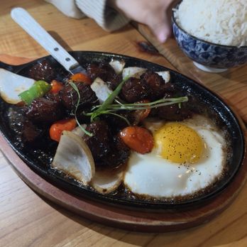 District Saigon - Vietnamese Near Me - Astoria, New York