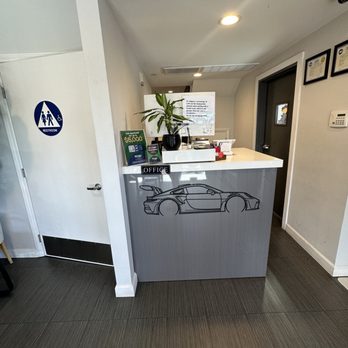 Future Auto Service - Auto Repair Near Me - Burbank, California Future Auto Service - Auto Repair Near Me - Burbank, California