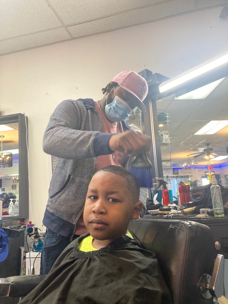 EXALTED SALON Updated April 2024 26 Photos 1153 Garfield St, Oak