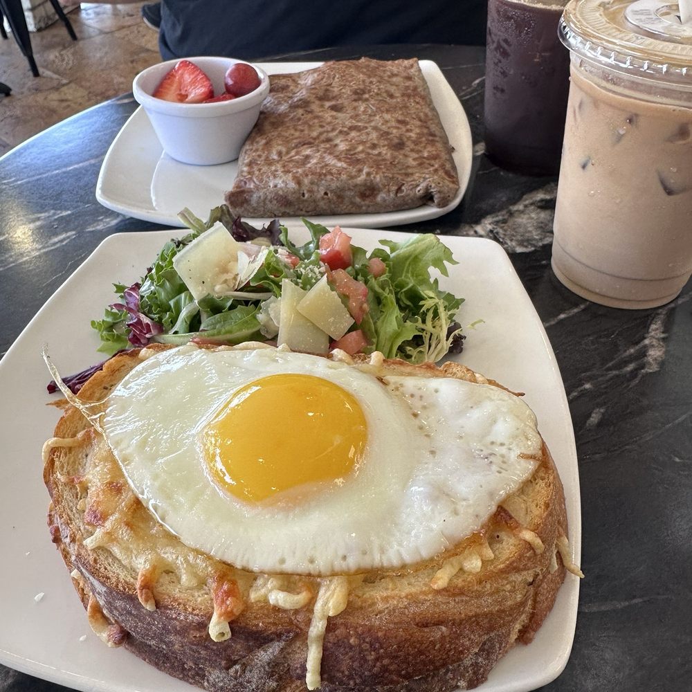 Rendez Vous Café - Bakeries Near Me - Corona del Mar, California Rendez Vous Café - Bakeries Near Me - Corona del Mar, California