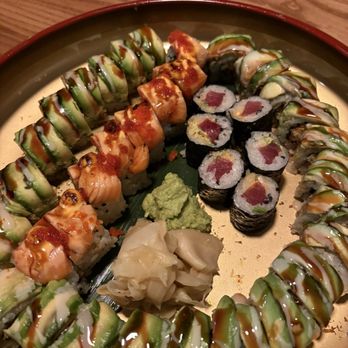Modan - Kachen, pink lady, spicy tuna rice cakes - Sushi Bars Near Me - Tysons, Virginia