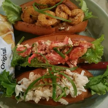 Garbo’s - Maine rolls combo, very good, perfect to split! - Seafood Near Me - Austin, Texas Garbo’s - Maine rolls combo, very good, perfect to split! - Seafood Near Me - Austin, Texas