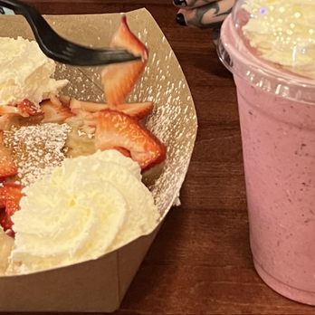 Cousteau's Waffle & Milkshake Bar  - Crème brûlée waffle with blueberry milkshake - Waffles Near Me - St. Augustine Beach, Florida