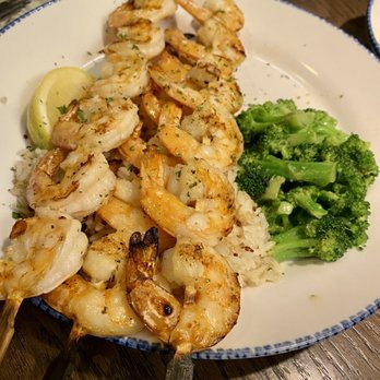 Red Lobster - 05.15.22 Garlic-Grilled Shrimp - Seafood Near Me - Citrus Heights, California