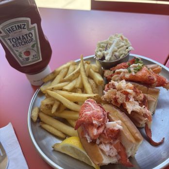 Maine Shack - With a side of Heinz.   The best ketchup.   Only the best here. - Seafood Near Me - Naples, Florida