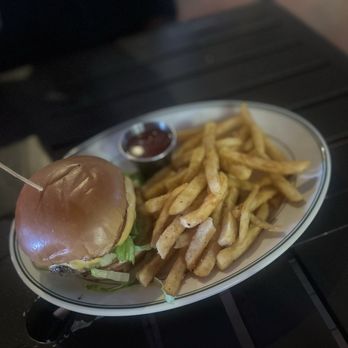 Blackfinn Ameripub - Ballantyne - Pub Burger - New American Near Me - Charlotte, North Carolina Blackfinn Ameripub - Ballantyne - Pub Burger - New American Near Me - Charlotte, North Carolina