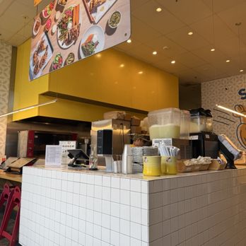 Dizzy Bird - Bar area - Chicken Shop Near Me - Irvine, California Dizzy Bird - Bar area - Chicken Shop Near Me - Irvine, California