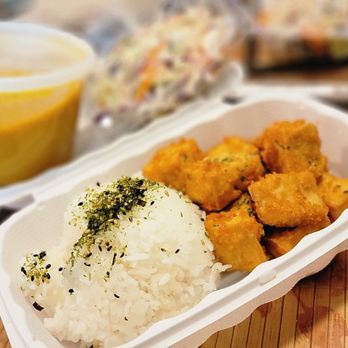 Melting Grill Rocklin - Their crunchy tofu curry over rice - Asian Fusion Near Me - Rocklin, California