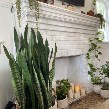 Tukro Coffee - Fireplace - Coffee & Tea Near Me - Dunedin, Florida Tukro Coffee - Fireplace - Coffee & Tea Near Me - Dunedin, Florida