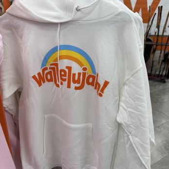 Wally's - Wallelujah sweatshirt - Service Stations Near Me - Pontiac, Illinois