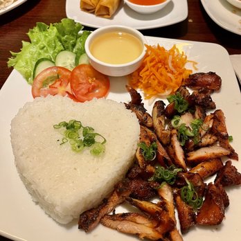 Viet's Cuisine Newnan - C'om Dia (Rice Plate) with grilled chicken lemongrass - Vietnamese Near Me - Newnan, Georgia Viet's Cuisine Newnan - C'om Dia (Rice Plate) with grilled chicken lemongrass - Vietnamese Near Me - Newnan, Georgia