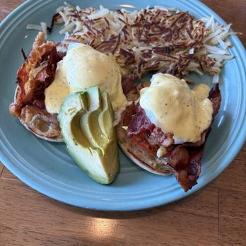 Neighbarista - California eggs Benedict - Breakfast & Brunch Near Me - Newhall, California Neighbarista - California eggs Benedict - Breakfast & Brunch Near Me - Newhall, California