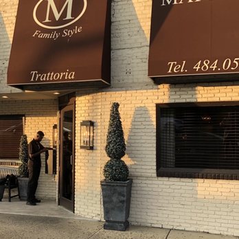 Matteo's Bellmore - Front of the Restaurant - Italian Near Me - Bellmore, New York