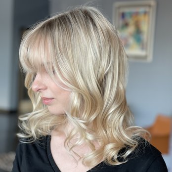 Baileys Hair - Full highlight - Hair Extensions Near Me - Dallas, Texas Baileys Hair - Full highlight - Hair Extensions Near Me - Dallas, Texas