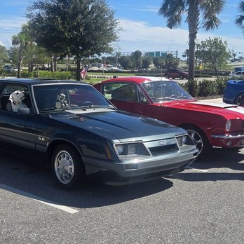 Ford's Garage Viera - Car show picture, aftrr the Garagefest show - Bars Near Me - Melbourne, Florida Ford's Garage Viera - Car show picture, aftrr the Garagefest show - Bars Near Me - Melbourne, Florida