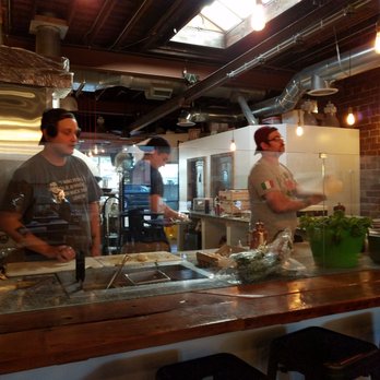 Il Lazzarone - Hand-made pizza crust! Looks great! - Pizza Near Me - Saint Joseph, Missouri Il Lazzarone - Hand-made pizza crust! Looks great! - Pizza Near Me - Saint Joseph, Missouri
