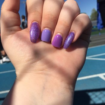 Tammy Nails - Broken nails after a week - Nail Salons Near Me - Chico, California
