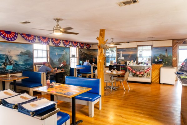 FISHERMAN’S POINT MARINA & LIGHTHOUSE CAFE - Updated January 2025 - 27