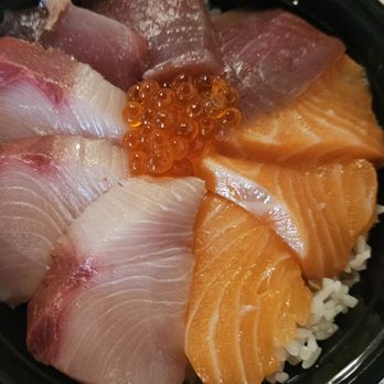 Fresh Bites Hawaii - Sashimi donburi - Poke Near Me - Honolulu, Hawaii