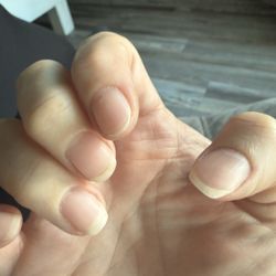 Global Nails - Uneven lengths and shapes