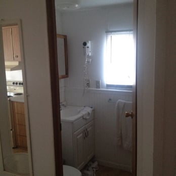 Navy Gateway Inns & Suites - Trailer bathroom - Hotels Near Me - Key West, Florida
