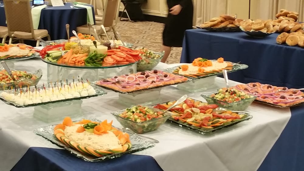 ELI’S BAGEL SHOP Updated June 2024 58 N Myrtle Ave, Spring Valley