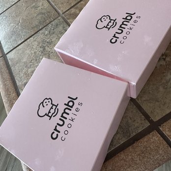Crumbl - Vacaville - Bakeries Near Me - Vacaville, California