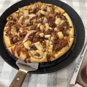 Sal's Pizza - BBQ Chicken Pizza - Pizza Near Me - Henderson, Nevada