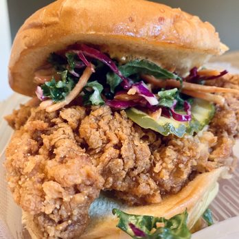 Chicken Ranch - Nashville Hot Chicken Sandwich - Chicken Shop Near Me - University Heights, Ohio