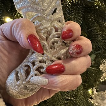 Bellagio Nail Bar & Lashes - Nail Salons Near Me - Franklin, Massachusetts