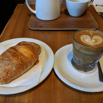 Temple Coffee - Gibraltar and a Ham & Cheese Croissant - Coffee & Tea Near Me - Sacramento, California