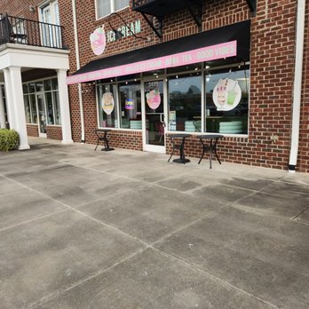 Classy Scoops Ice Cream Lounge - Ice Cream & Frozen Yogurt Near Me - Concord, North Carolina Classy Scoops Ice Cream Lounge - Ice Cream & Frozen Yogurt Near Me - Concord, North Carolina